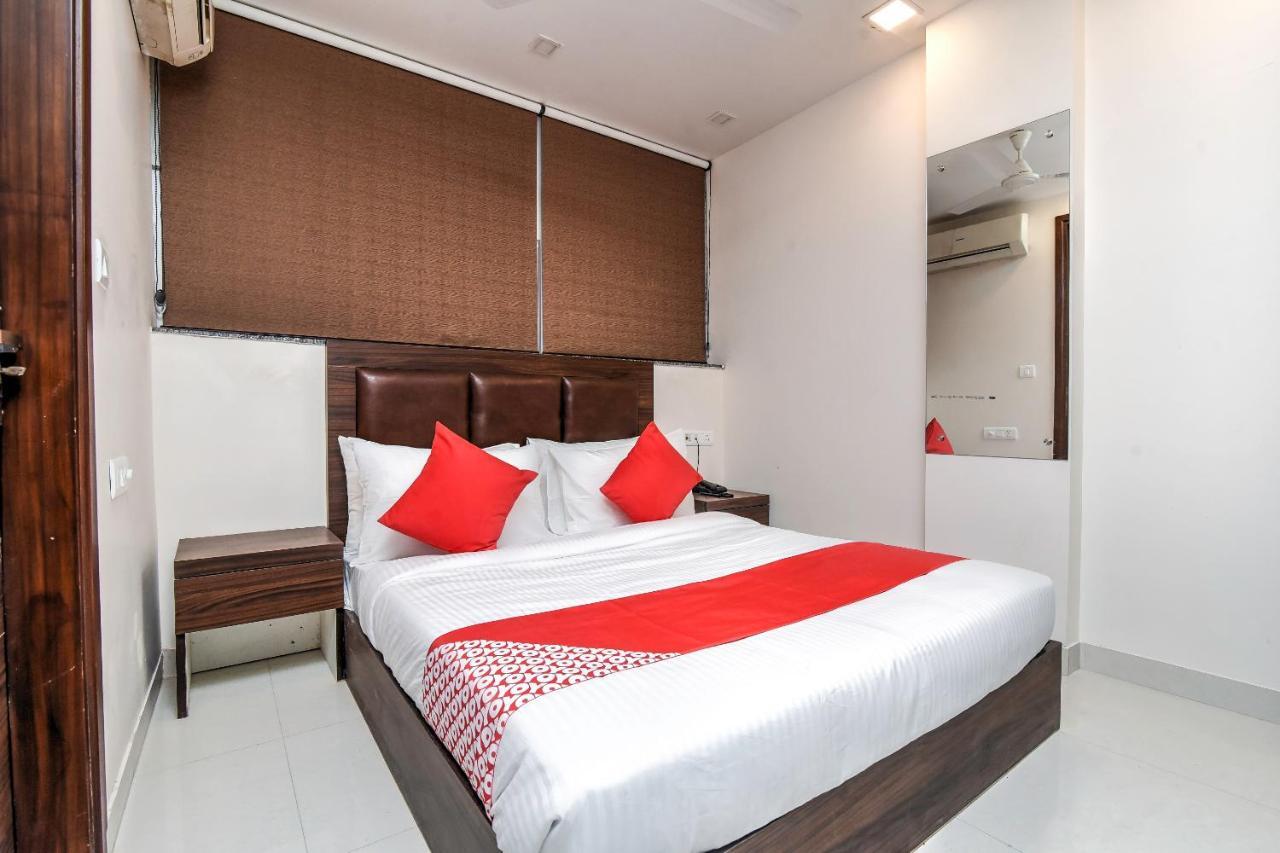 Oyo Flagship 75488 Royal Grand Inn Noida Ngoại thất bức ảnh